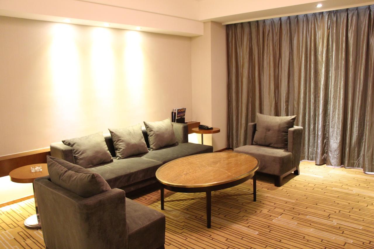 Shenyang Rayfont International Hotel Exterior foto