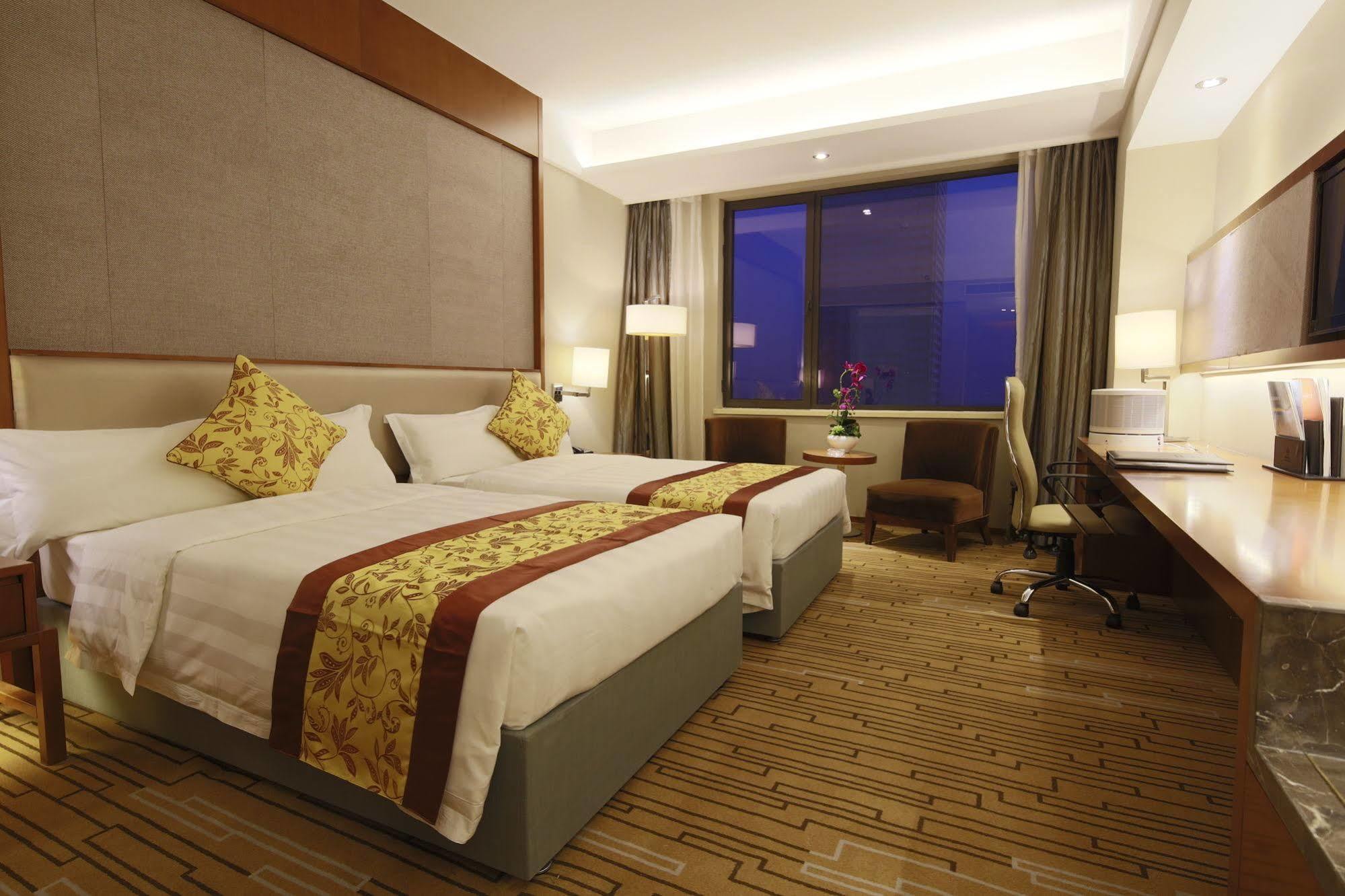 Shenyang Rayfont International Hotel Exterior foto