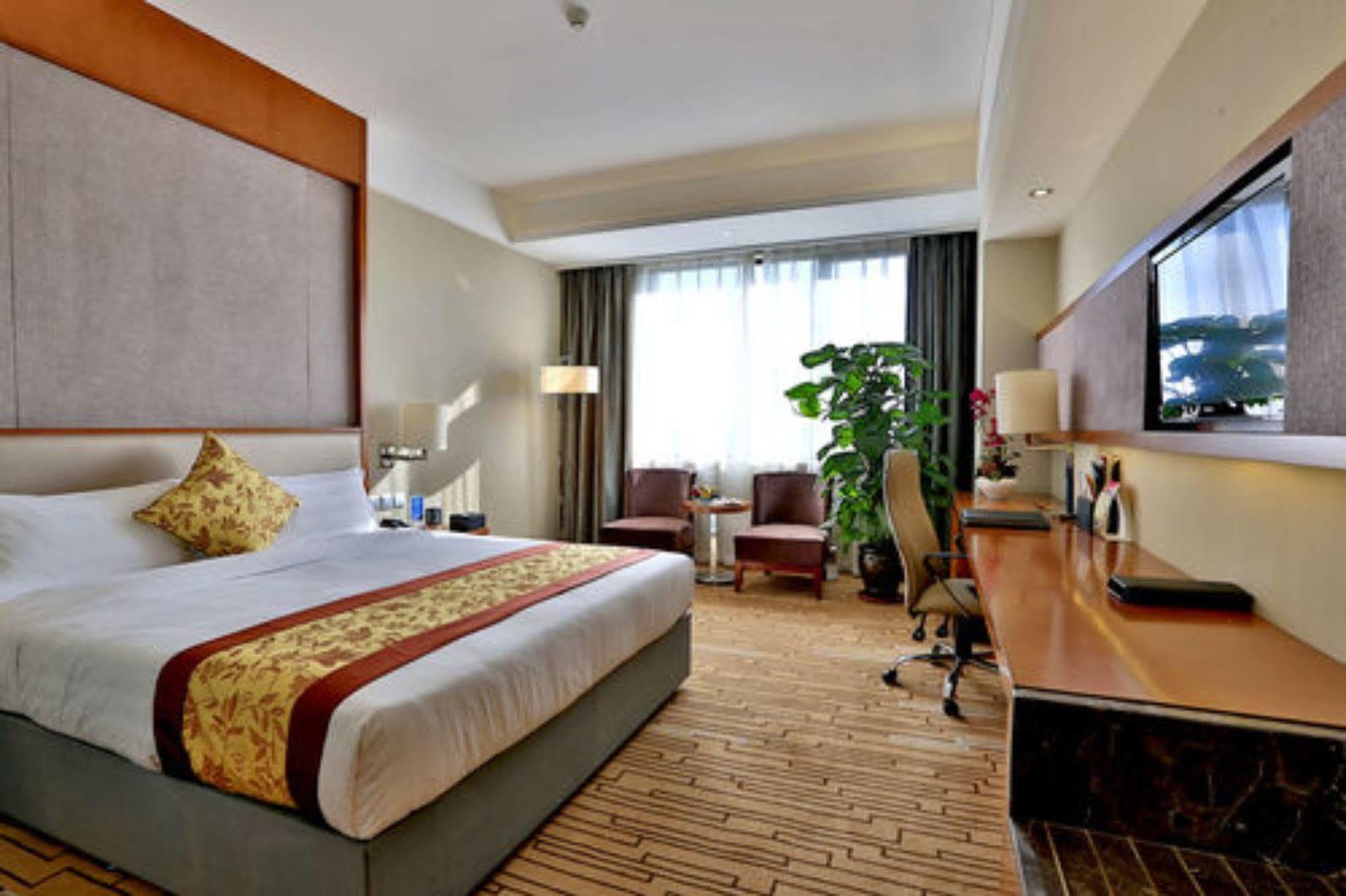 Shenyang Rayfont International Hotel Exterior foto