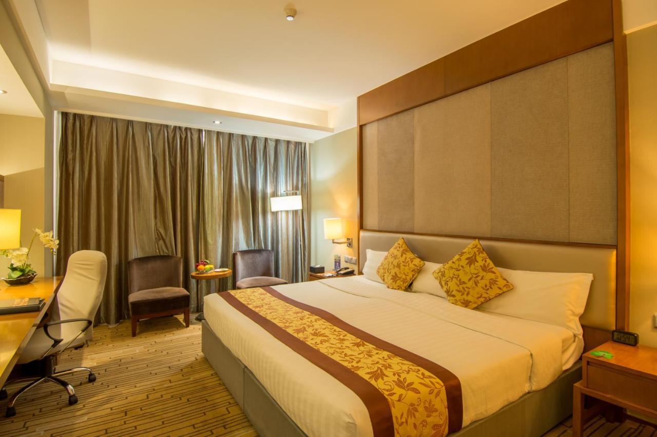 Shenyang Rayfont International Hotel Exterior foto